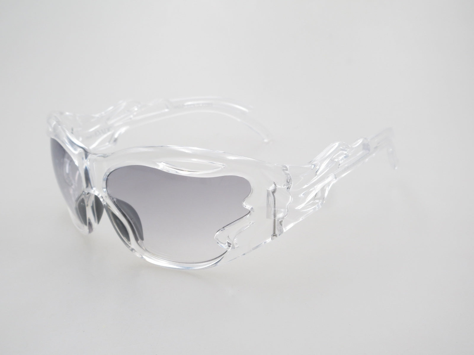 006-C-36 MÓ Evade Derien Crystal Glasses