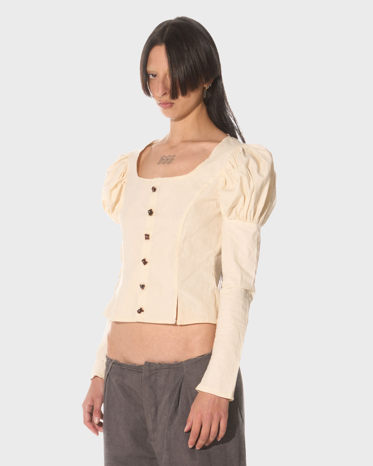 005-75 White Dama Shirt