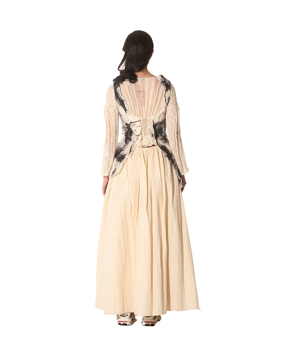 004-25 Low waist skirt