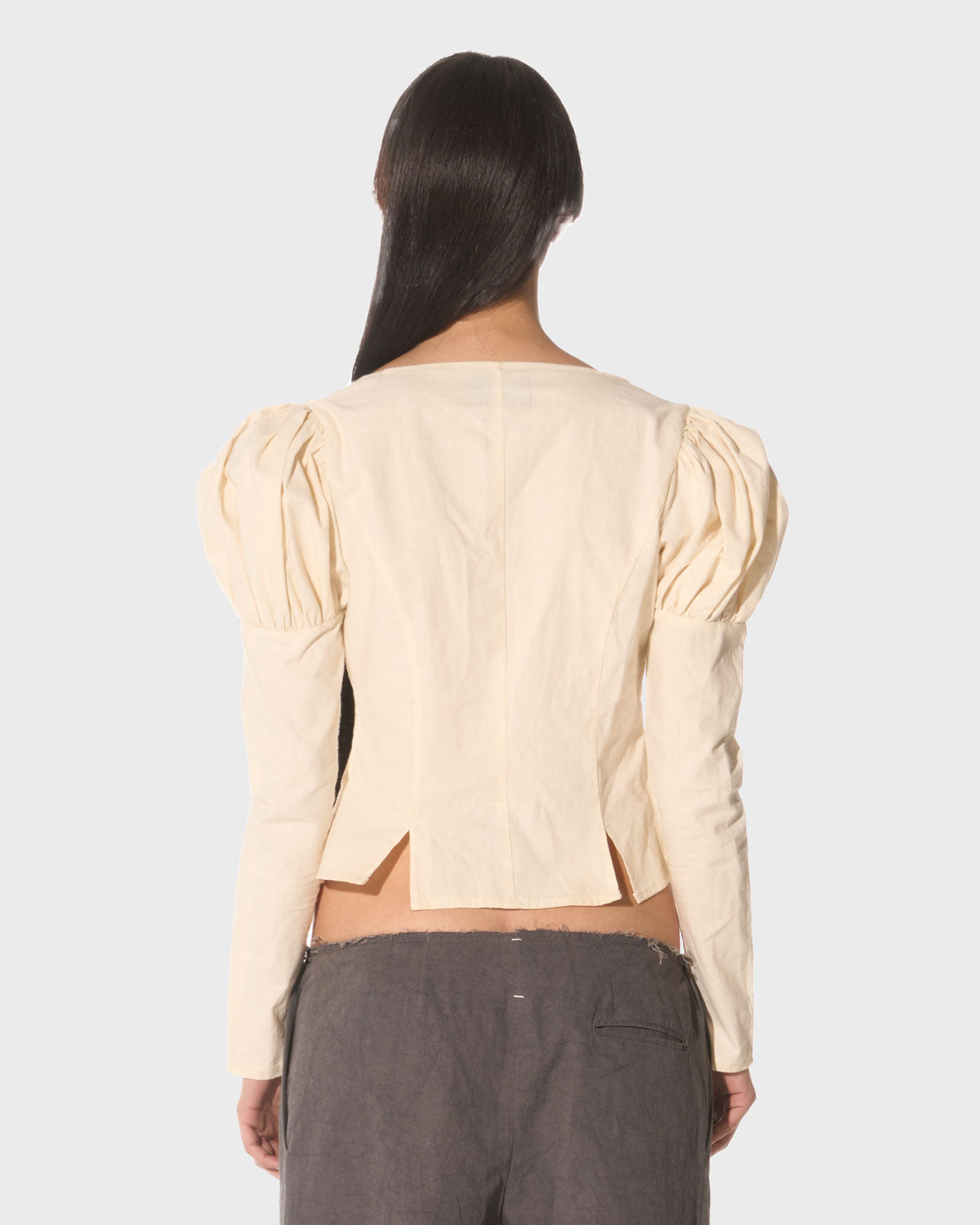 005-75 White Dama Shirt