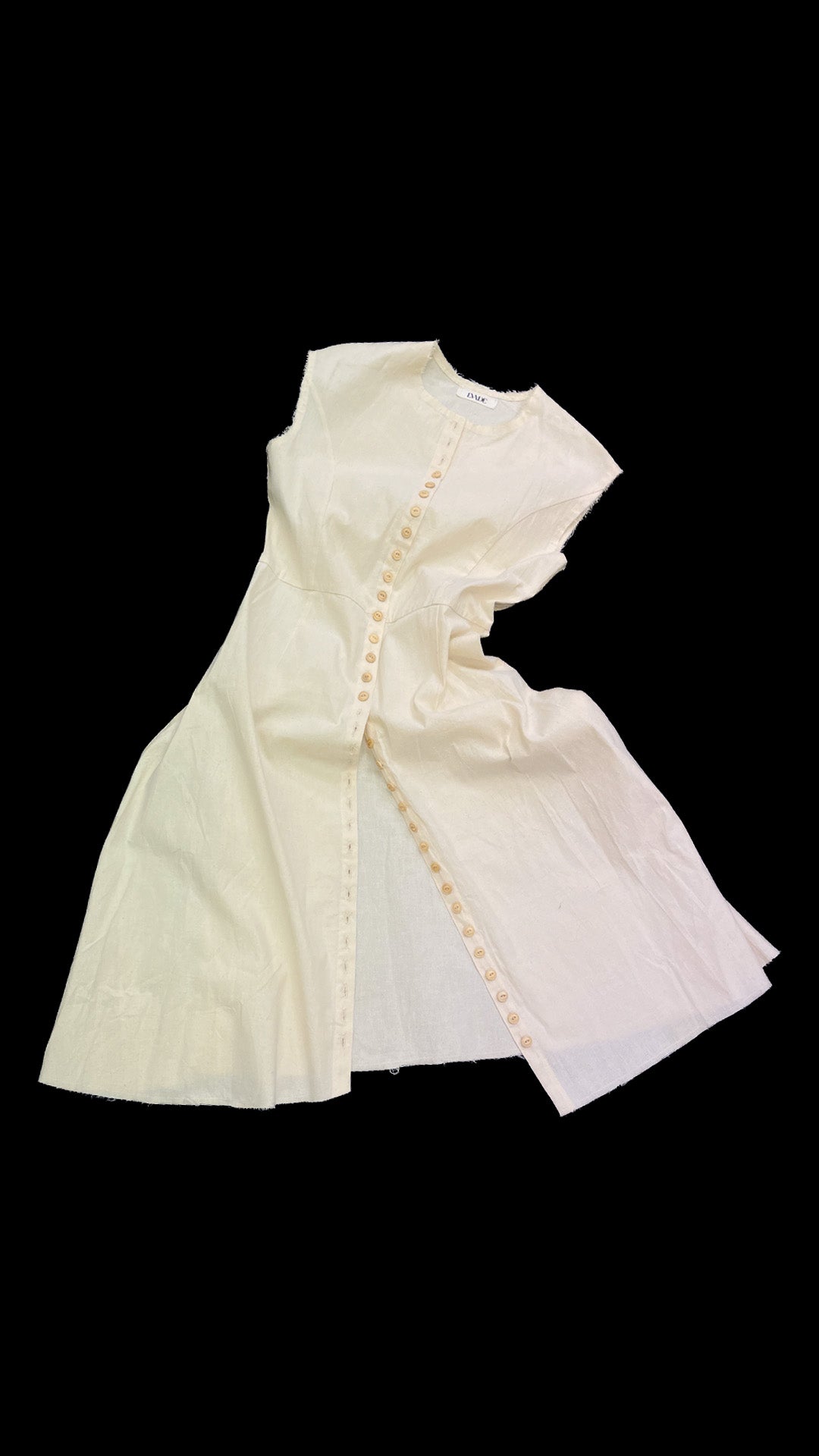 Sample_ButtonedDress