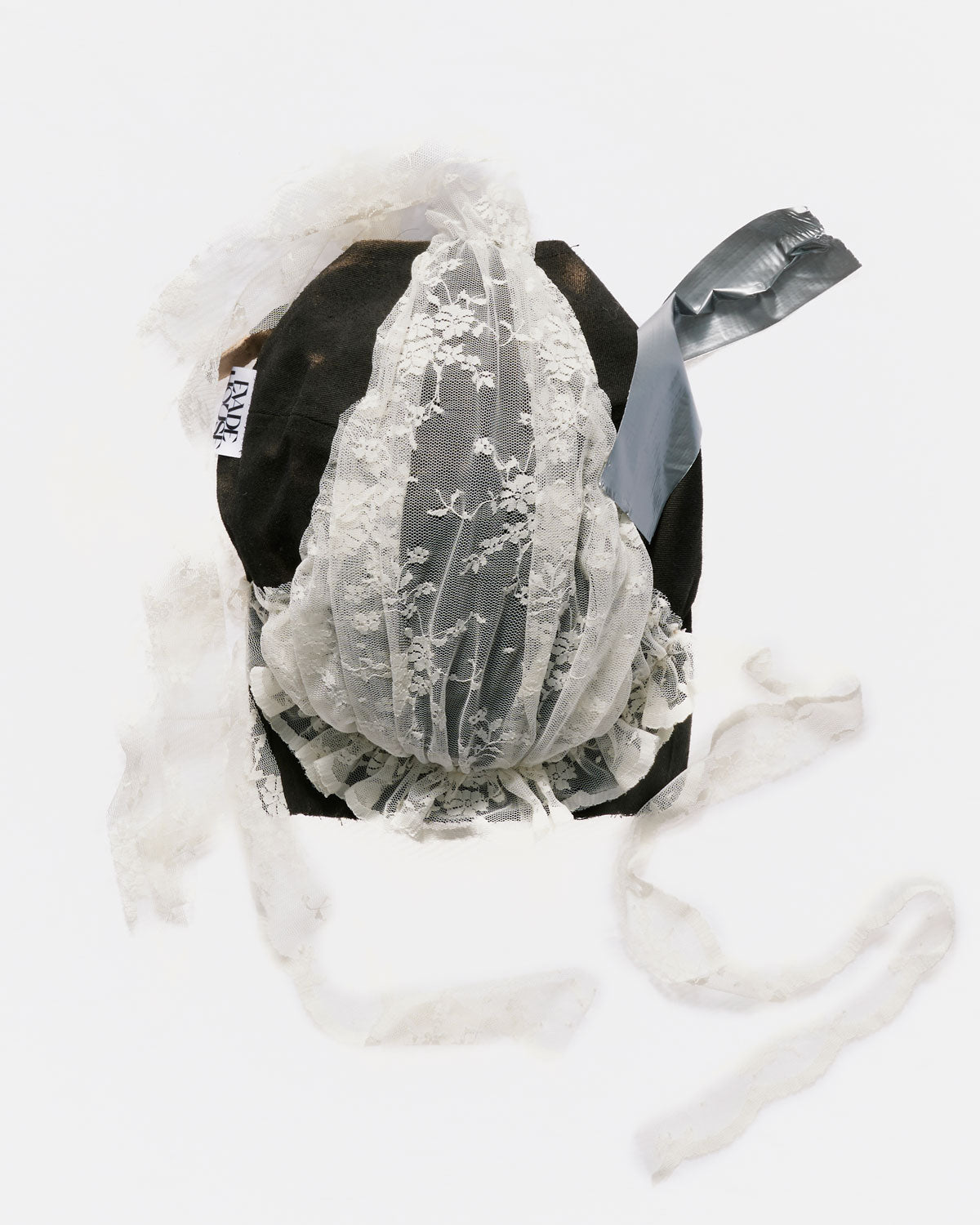 LaceCut Cap