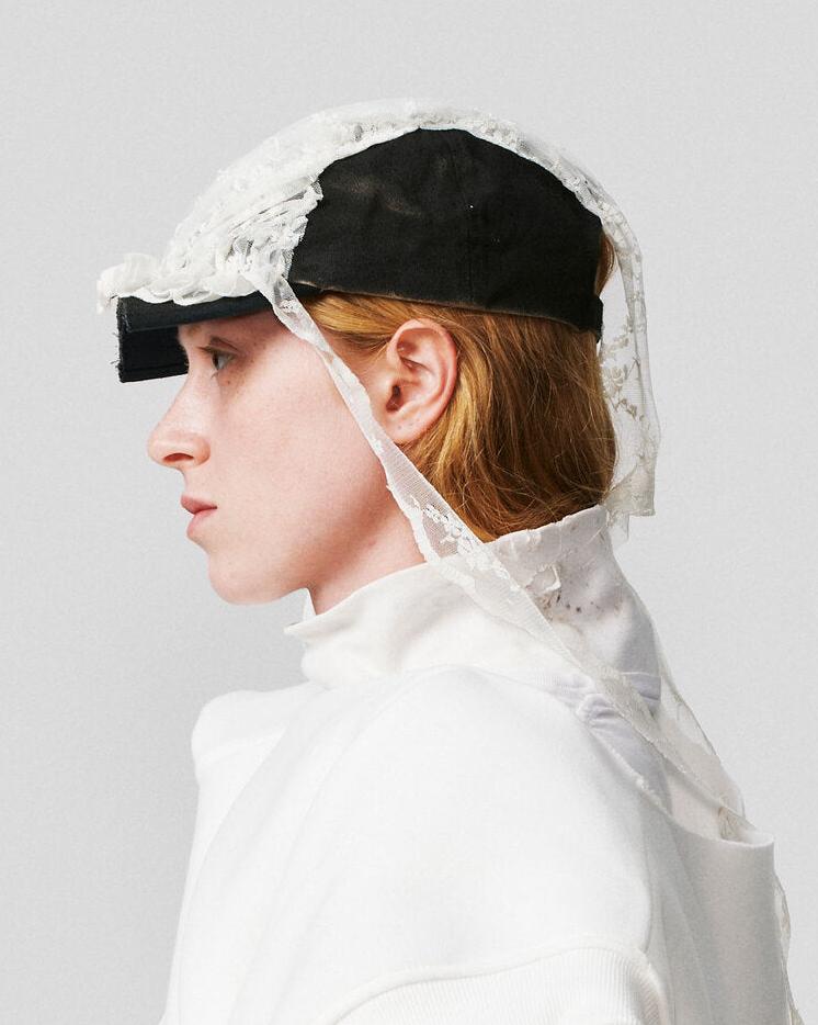 LaceCut Cap
